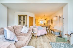 Photo 16- click for photo gallery